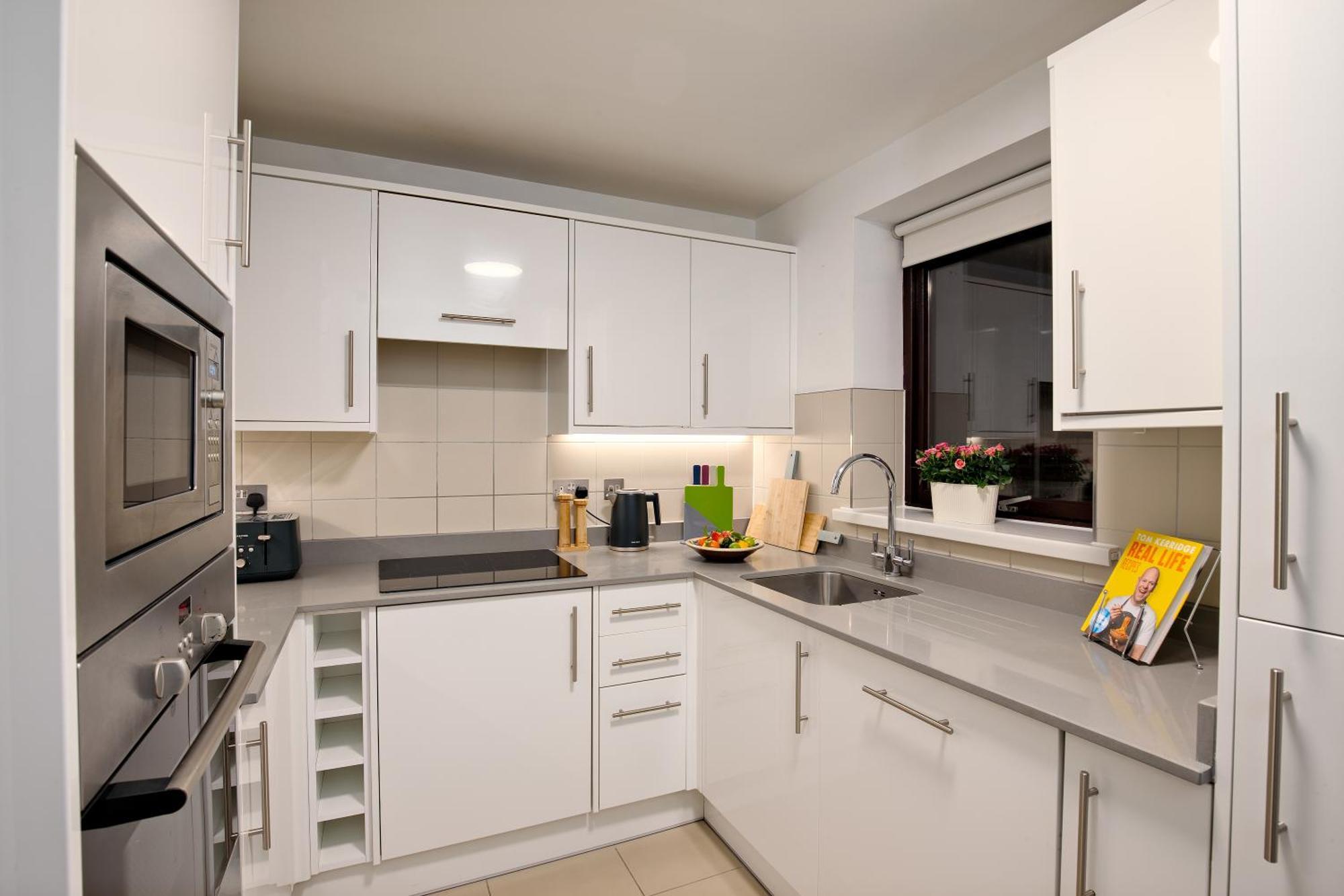 Monarch House - Serviced Apartments - Kensington London Bagian luar foto